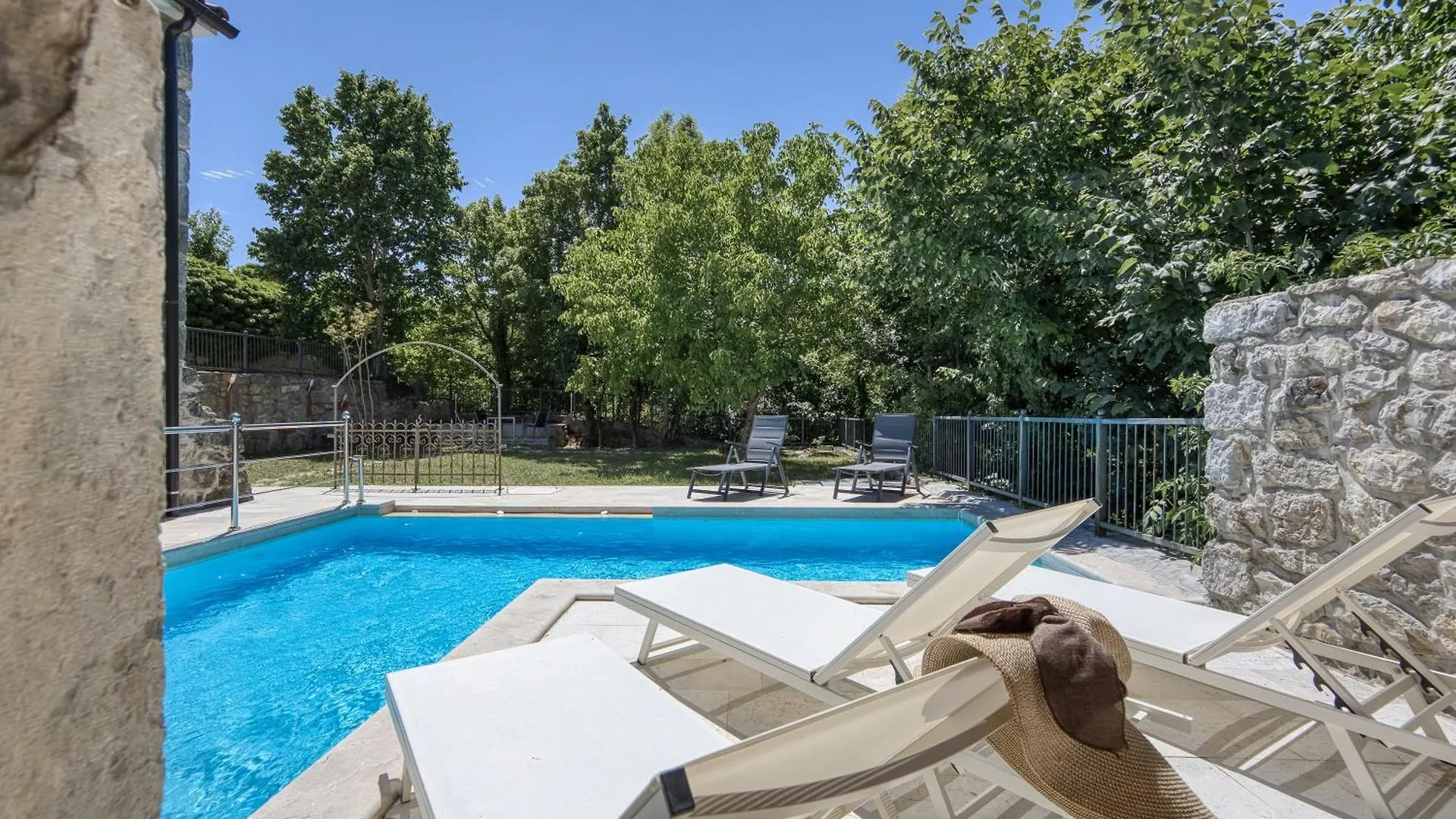 Villa Brgudac - Happy Rentals 0*,  克罗地亚
